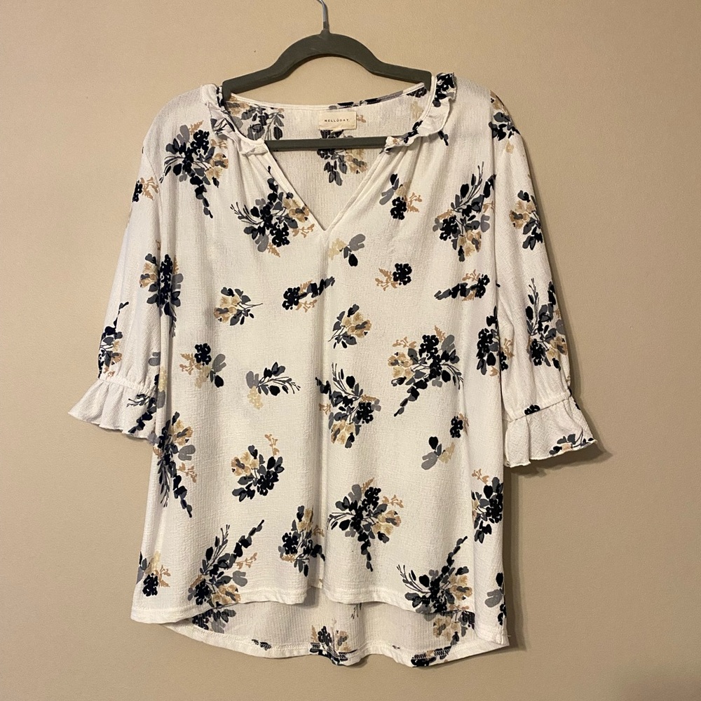 MELLODAY Floral Blouse Size Large - White and Black